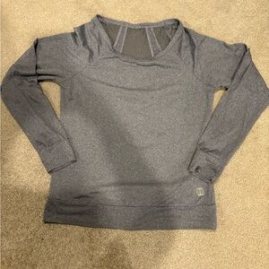 Balance Collection Heather Gray Long Sleeve Top